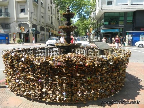 Montevideo no Uruguay: Fuente de Los Candados