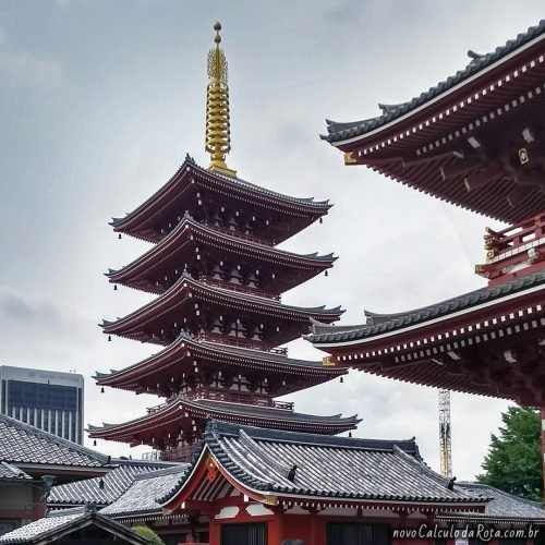 A pagoda de 5 andares do Templo Sensoji em Asakusa