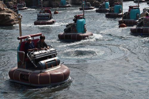Redemoinhos nas águas do Tokyo DisneySea e o Port Discovery