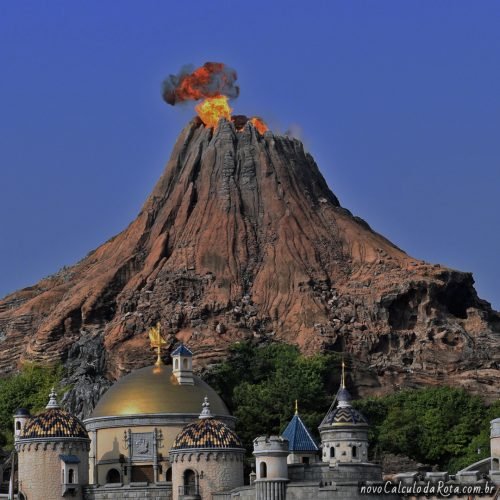 O ultra realista vulcão da Tokyo DisneySea