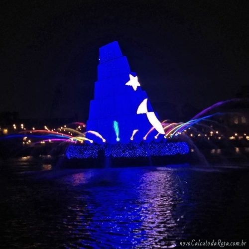 Fantasmic o show de encerramento no Tokyo DisneySea